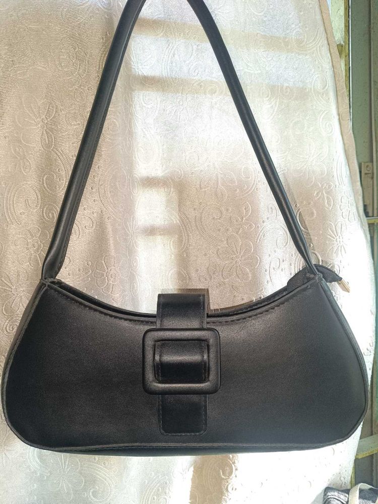 Solid Box Shoulder Bag