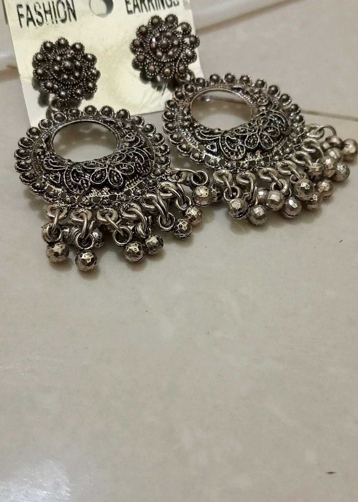 Silver Jhumka Earrings (Oxidised)