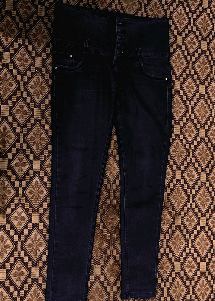 5-Button High Waist Jeans,Skin Fit Jeans,Waist Size 30cm,Black Colour.....#jeans,#black