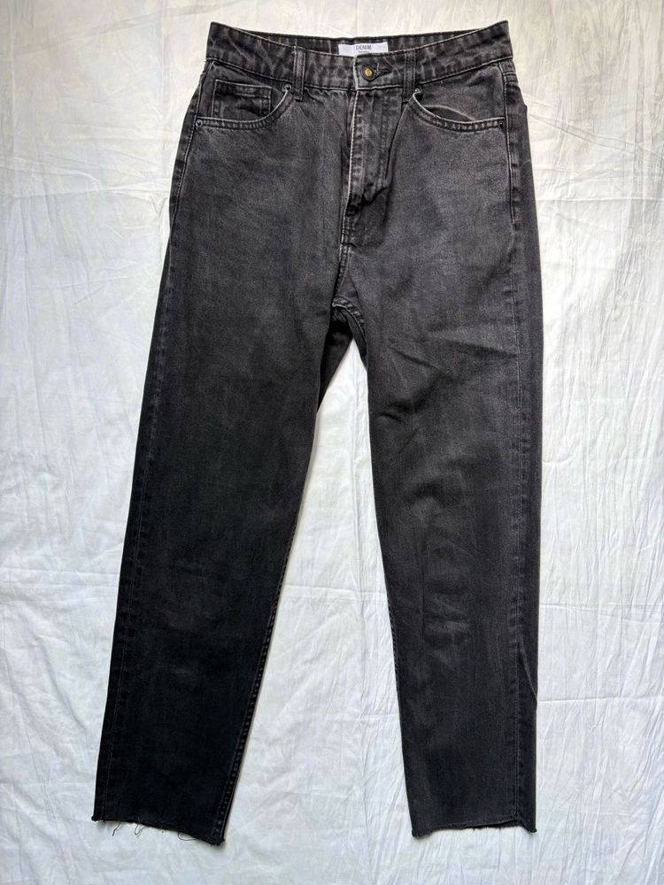 Mom Jeans