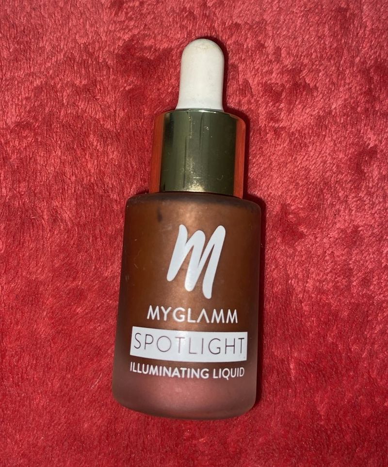 MyGlamm Illuminating Liquid