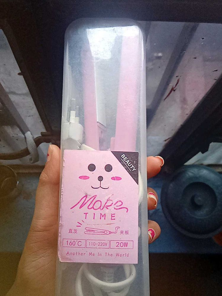 A Cute Hair Straightener