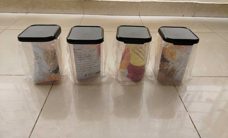 Unused Set of 4 Kitchen Storage Plastic Container