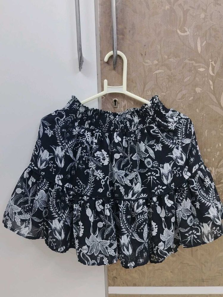 Floral Ruffle Mini Skirt