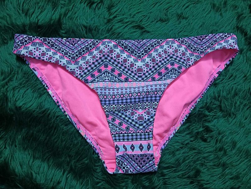 Patterned🎀🆕 Bikini Bottom brand new