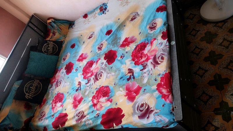 Flower Design Bedshit.