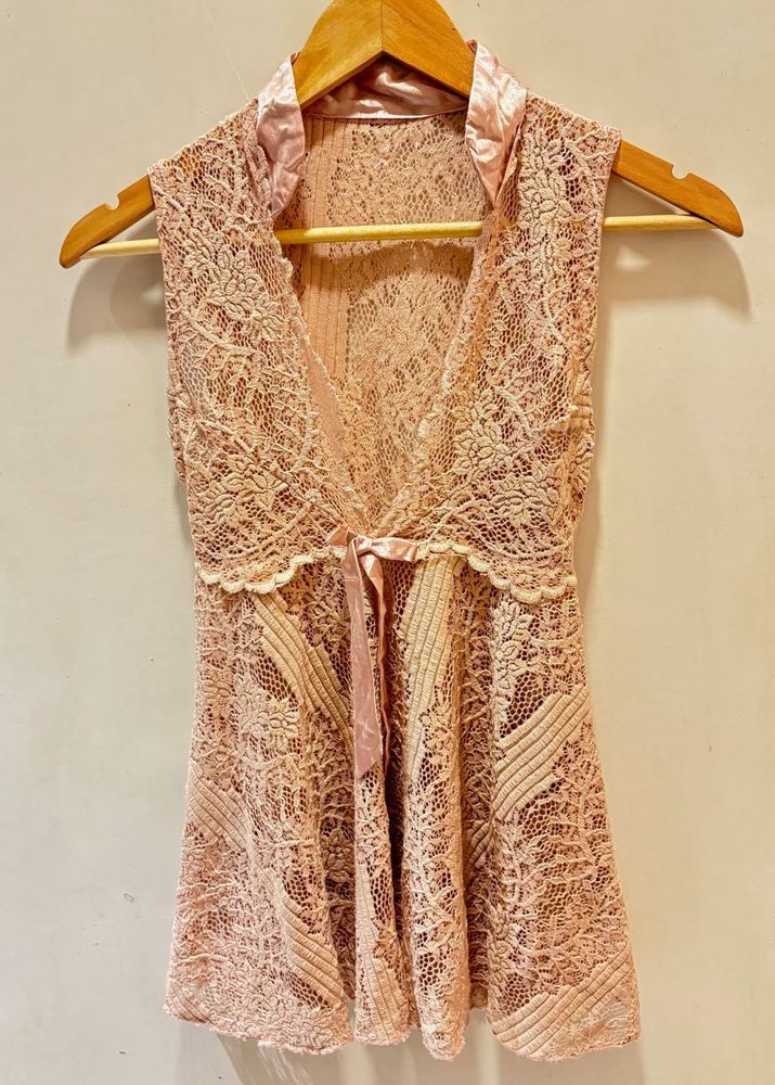 Elegant Lace Detail Top