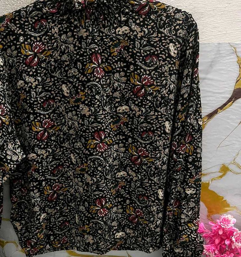 Floral Print Long Sleeve Top
