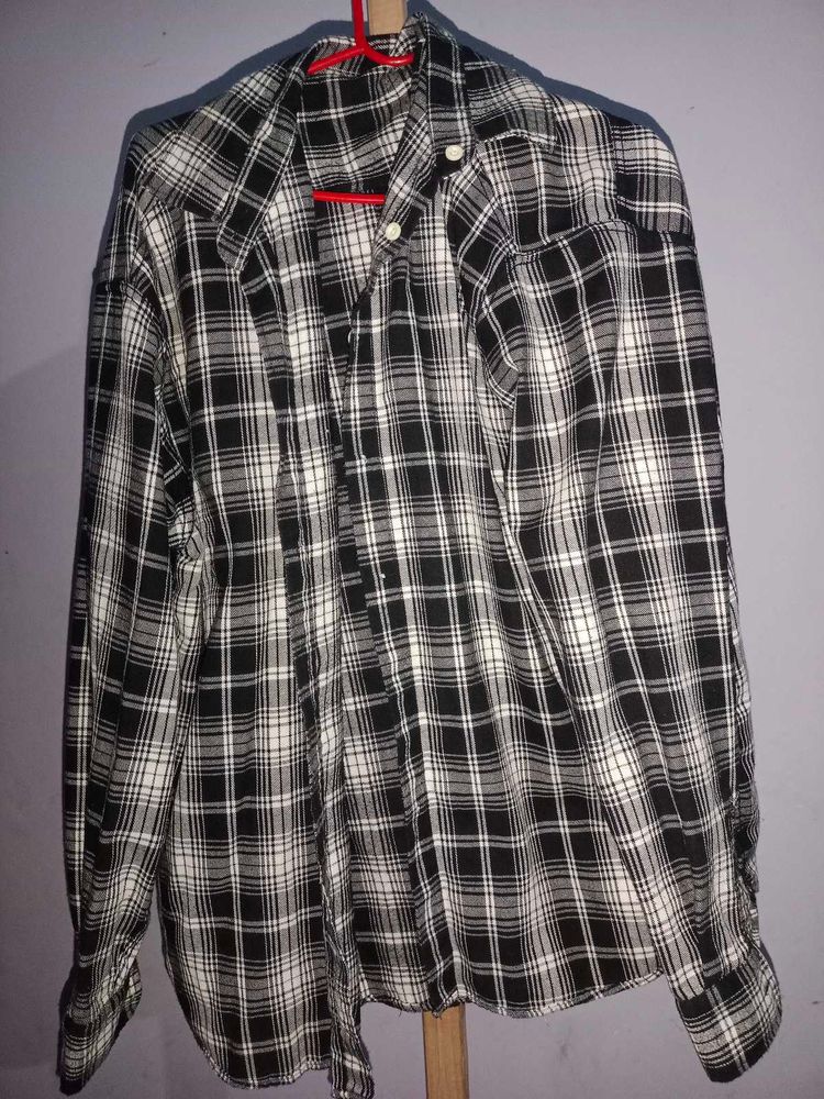 striped black and white shirt