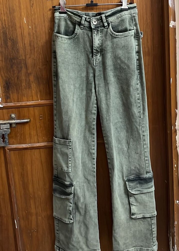 Sage Green Cargo Pants Of Street 9