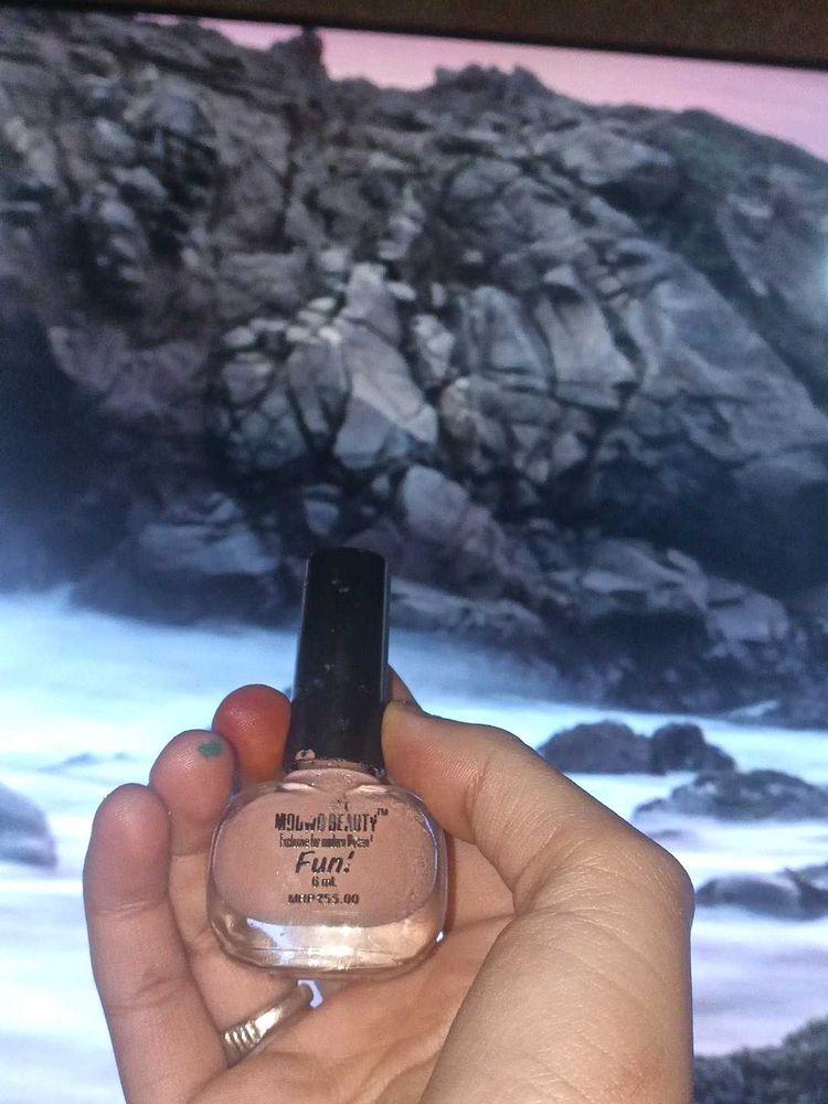 Molwo Beauty Nail Polish