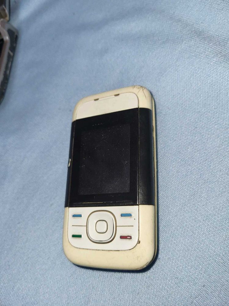 Nokia 5200