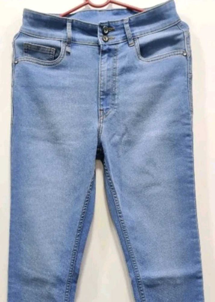 Light Wash Denim Jeans