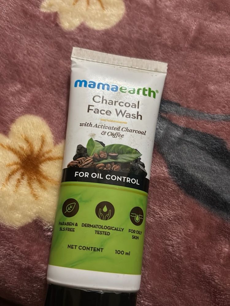 Mamaearth Charcoal Face Wash