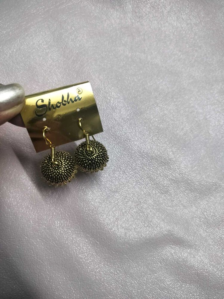 Golden Black Jhumka