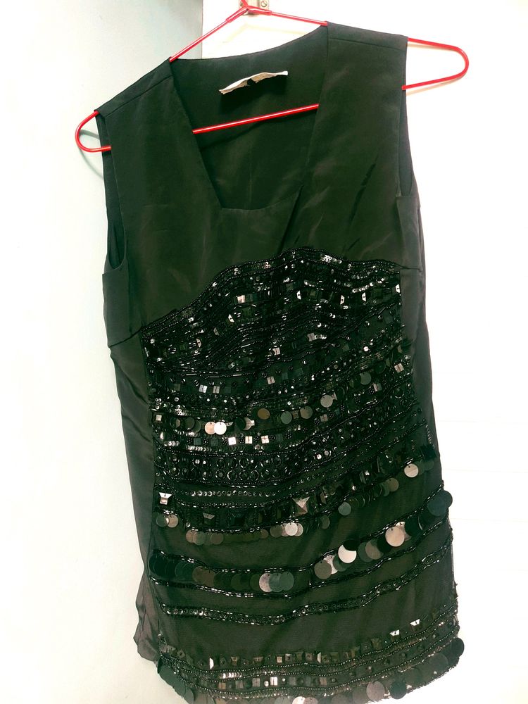 Black Sequined Sleeveless Top