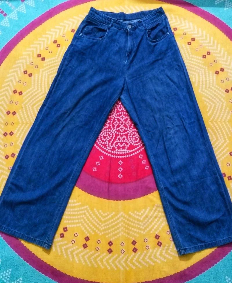 Wide Leg Jeans By Kraus