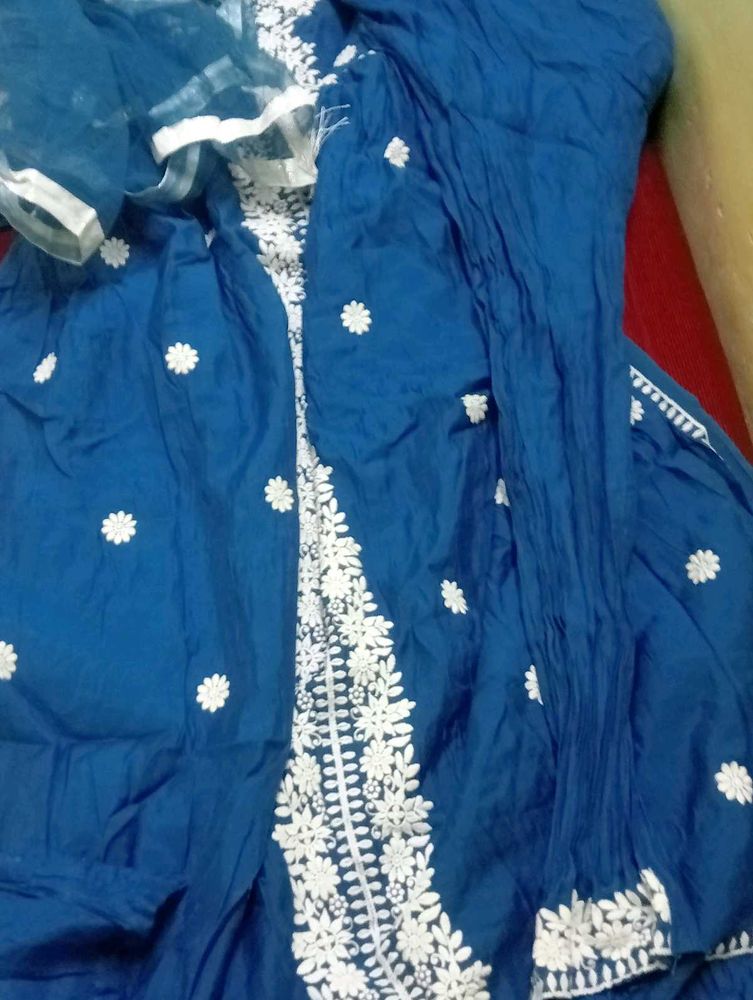 Elegant Blue Embroidered Kurta Set