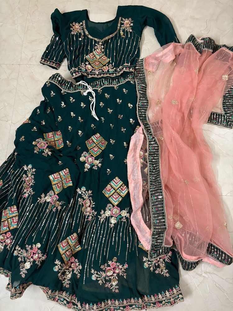 Never Used Lehenga Choli With Dupatta