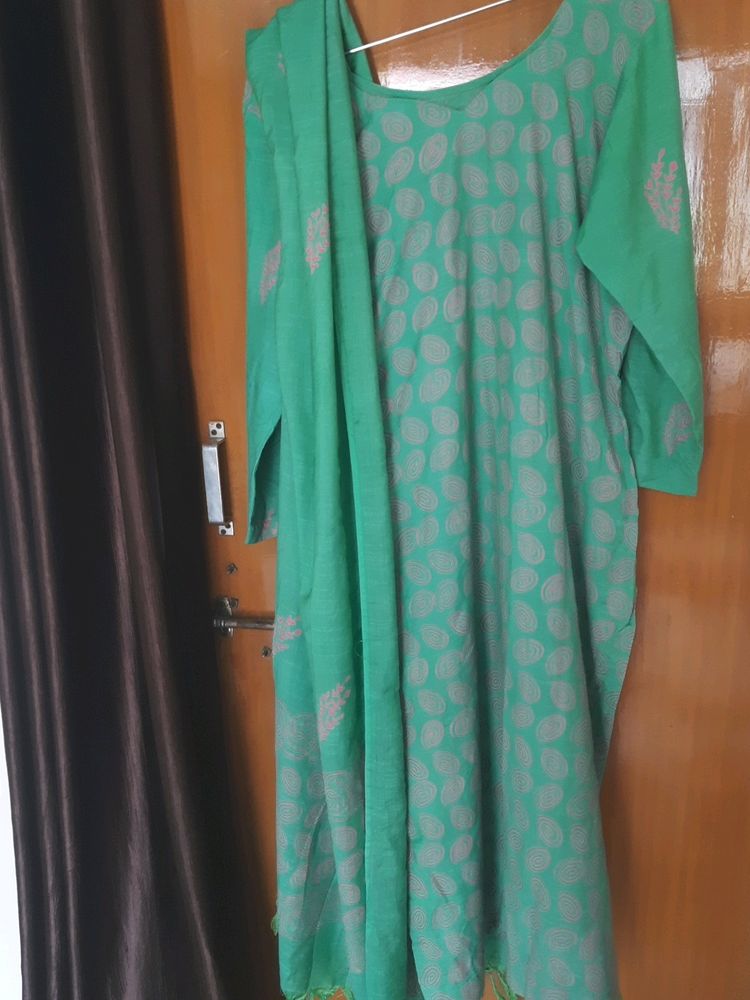 Kurta Salvar And Duppata Set