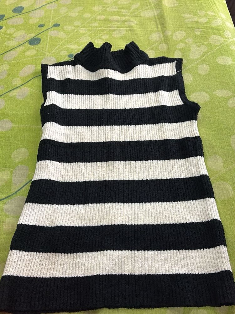 Striped Sleeveless Top