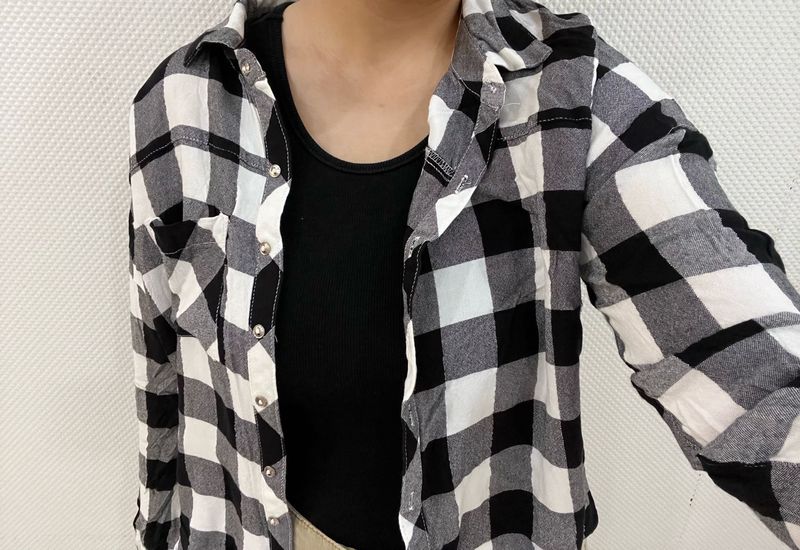 Classic Black &amp; White Check Shirt – Everyday Essen