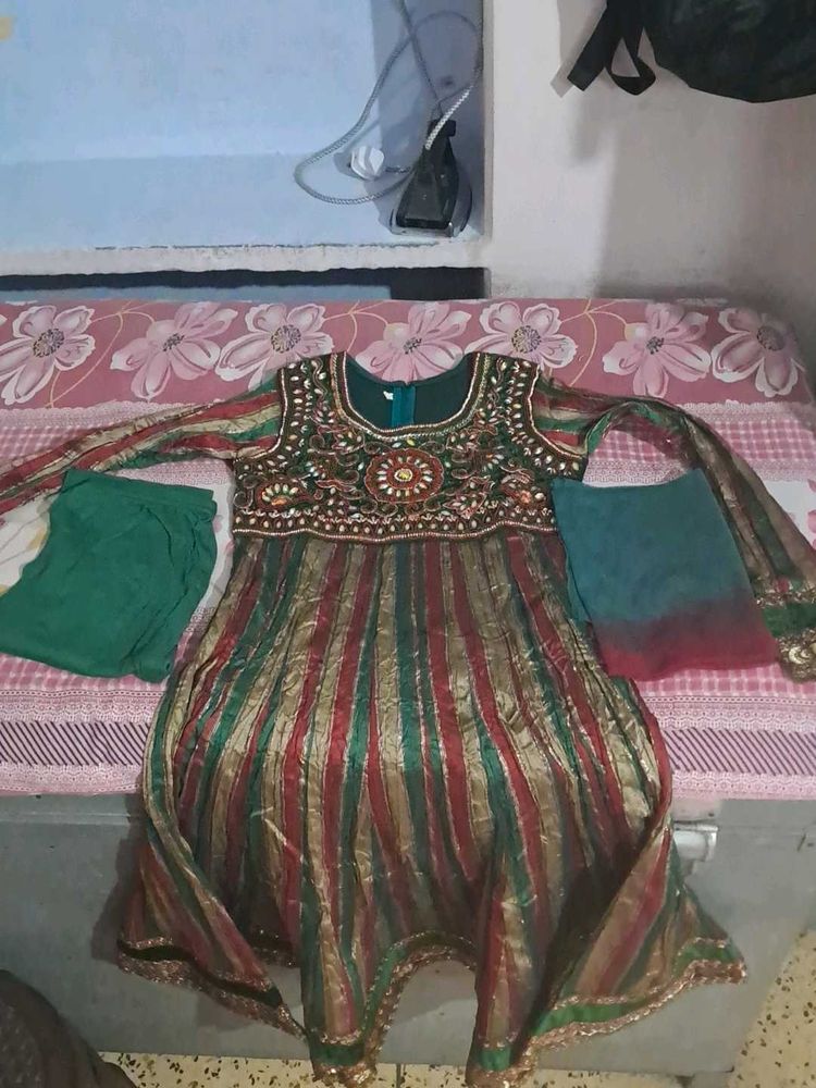 I Am Selling Anarkali Suit