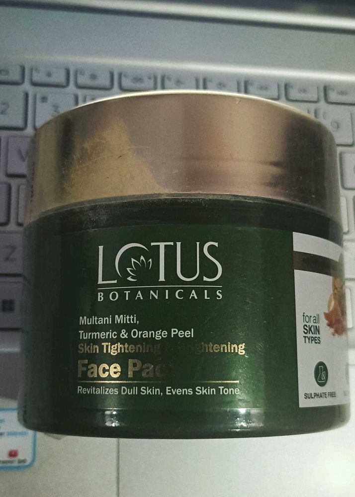 Lotus Multani Mitti Face Pack (Packed)