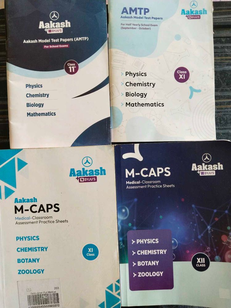 Aakash M-caps And Model Test Paper For NEET