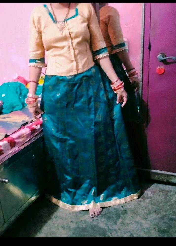 Lehnga With Blause