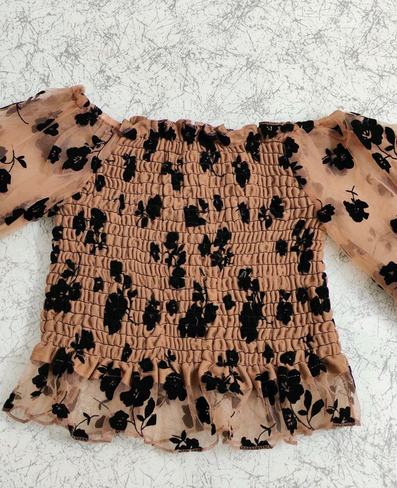 🚨 New Cute Top With Freebies