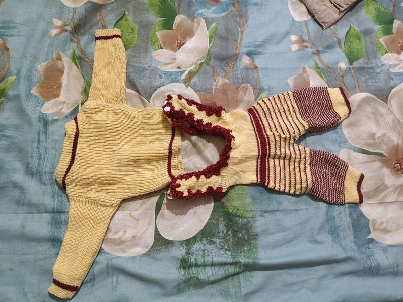Sale On Baby Woollen Clothes