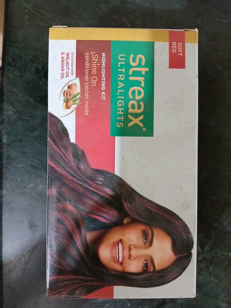 Streax Ultralight Highlighting Kit (Soft Red)