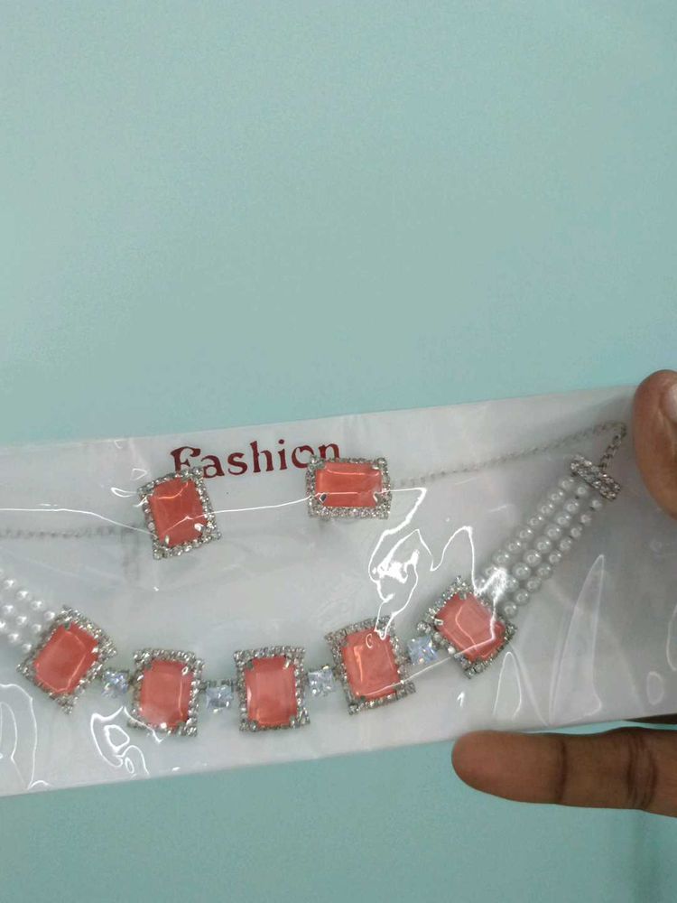 Neckset With Earrings