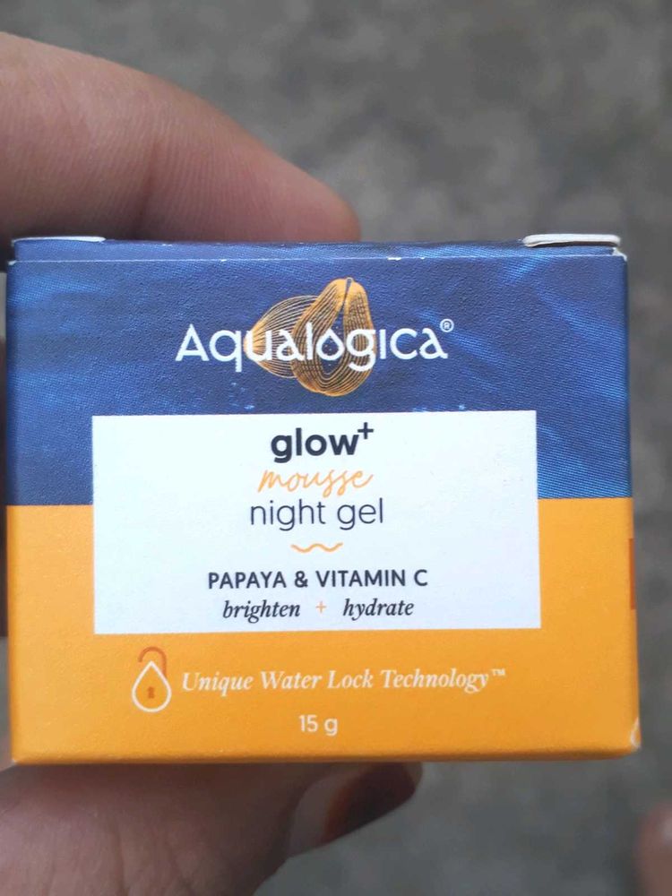 Aqualogica Glow+ Mousse Vitamin C Night Gel with P