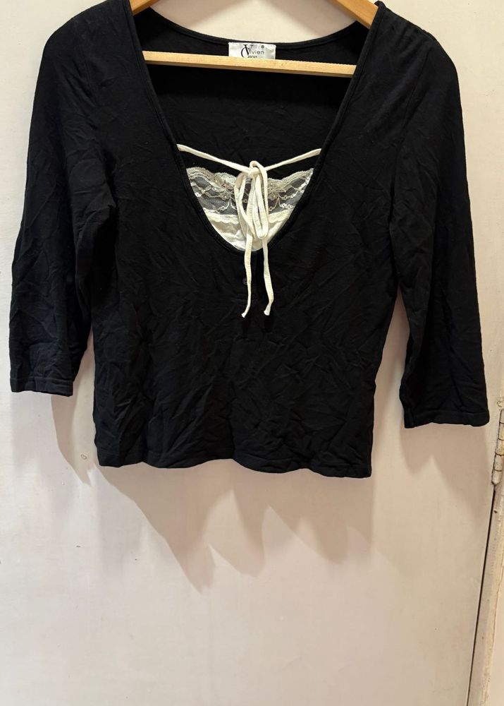 Beautiful Vintage Lace Trim Top