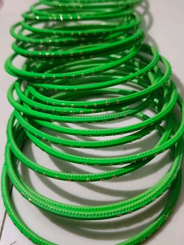 Green And Pink Metal Bangles Set