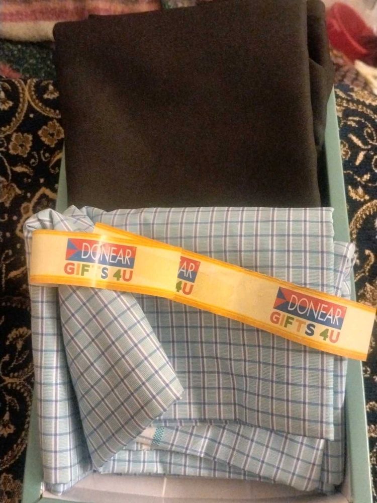 Men&#39;s Shirt and pant Fabric - Unstitched