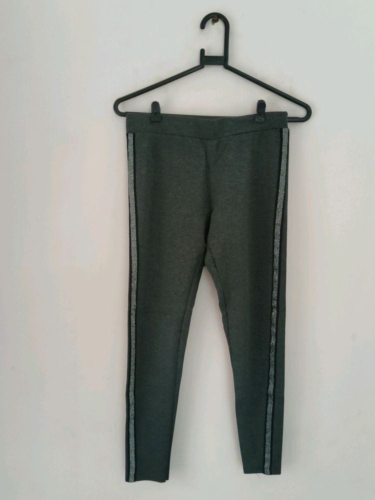 Trendy Jeggings/ Trouser
