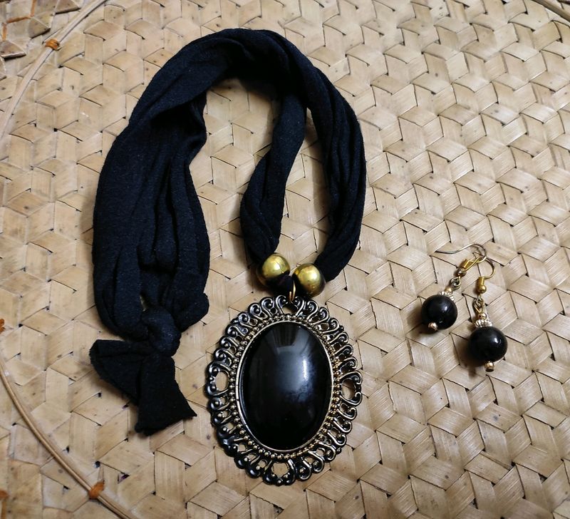 🆓🆙 Clearance Give Away || Black Choker 📿