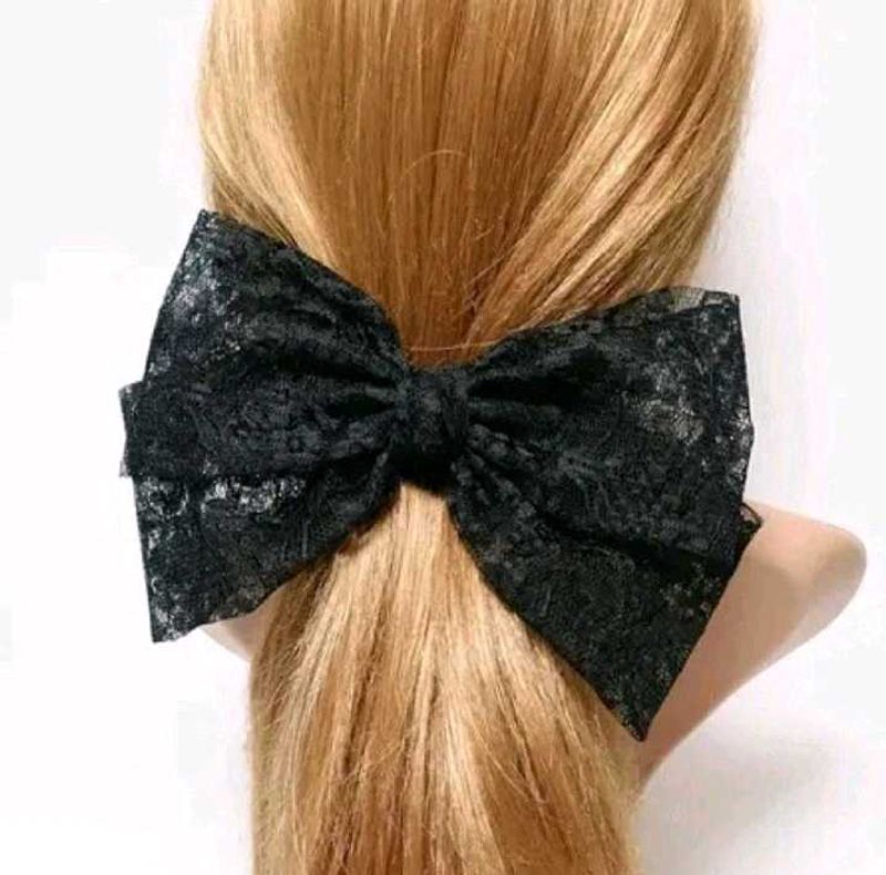 Black Bow Clip