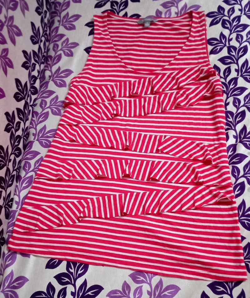Suzanne Grae ♥️ With 🤍 Top