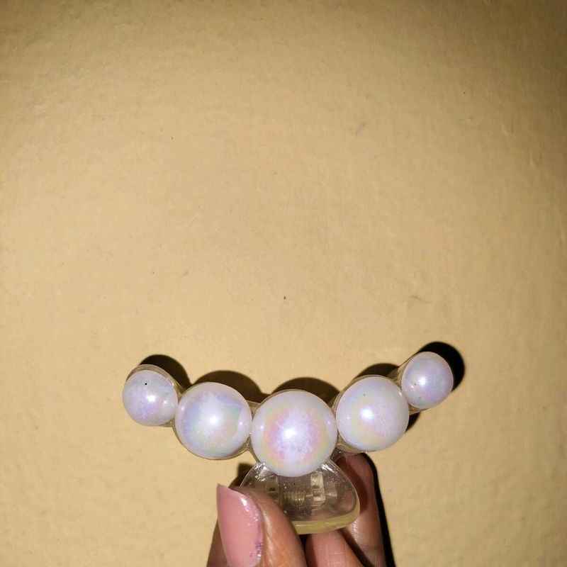 Iridescent Pearl Claw Clip