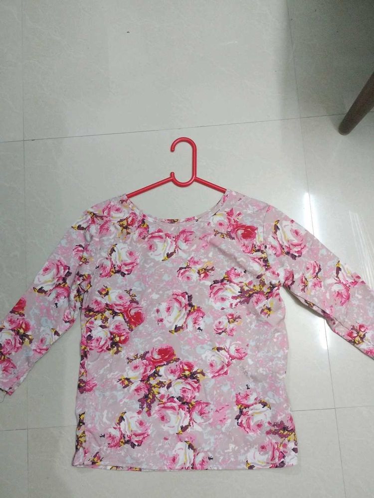 🩷 Floral Print Long Sleeve Top