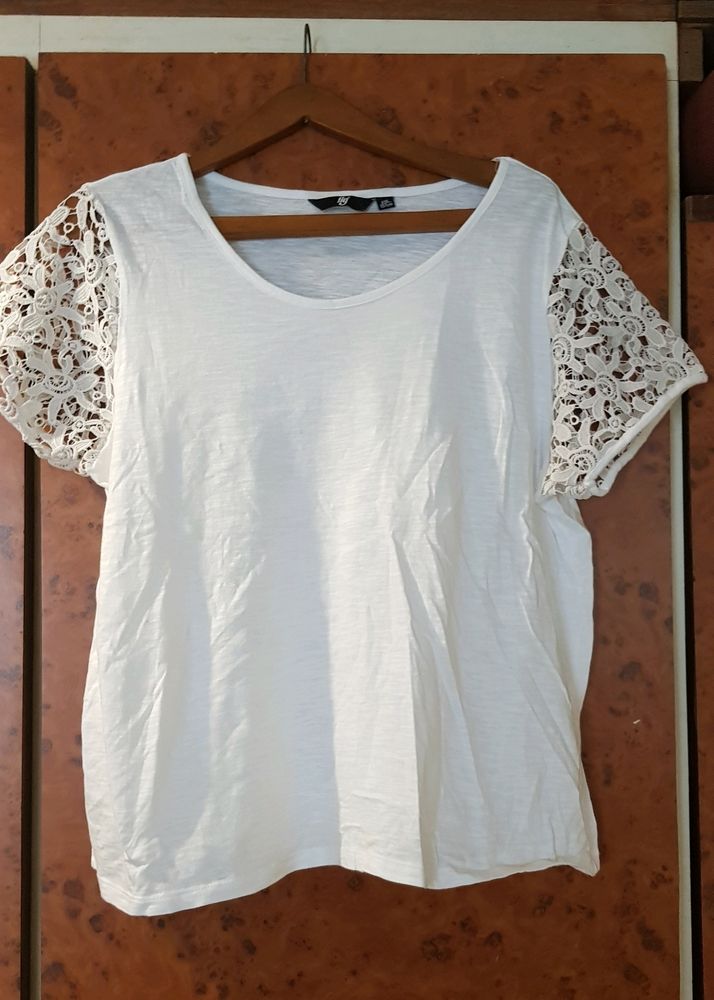 White Top With Pretty Cutout Sleeves