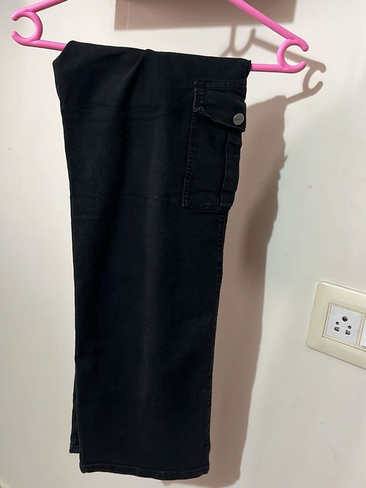 Black Cargo Pants