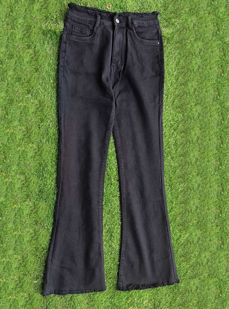 🖤 Black Flared Jeans🖤