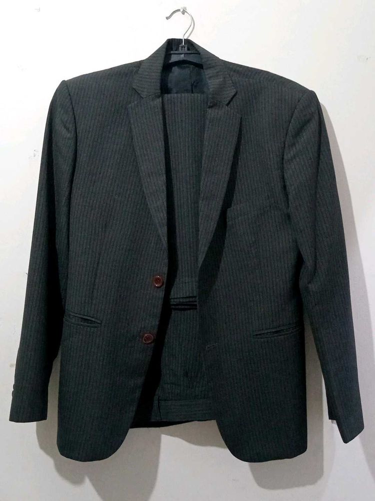 Men&#39;s Striped Suit( With Trouser) 32 W