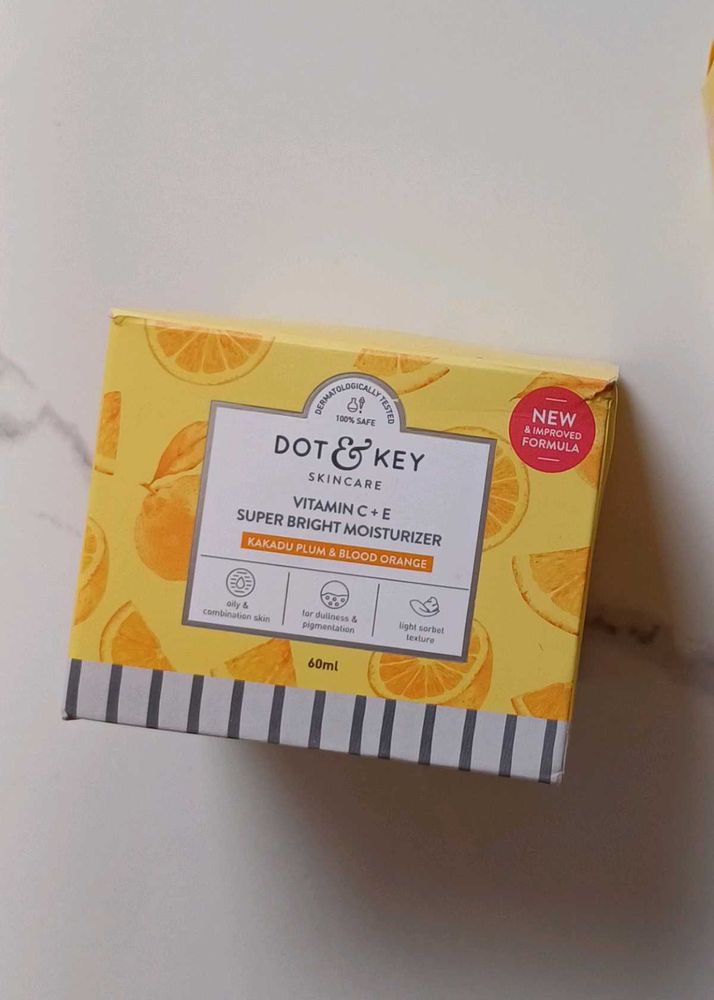 Dot &amp; Key Moisturizer