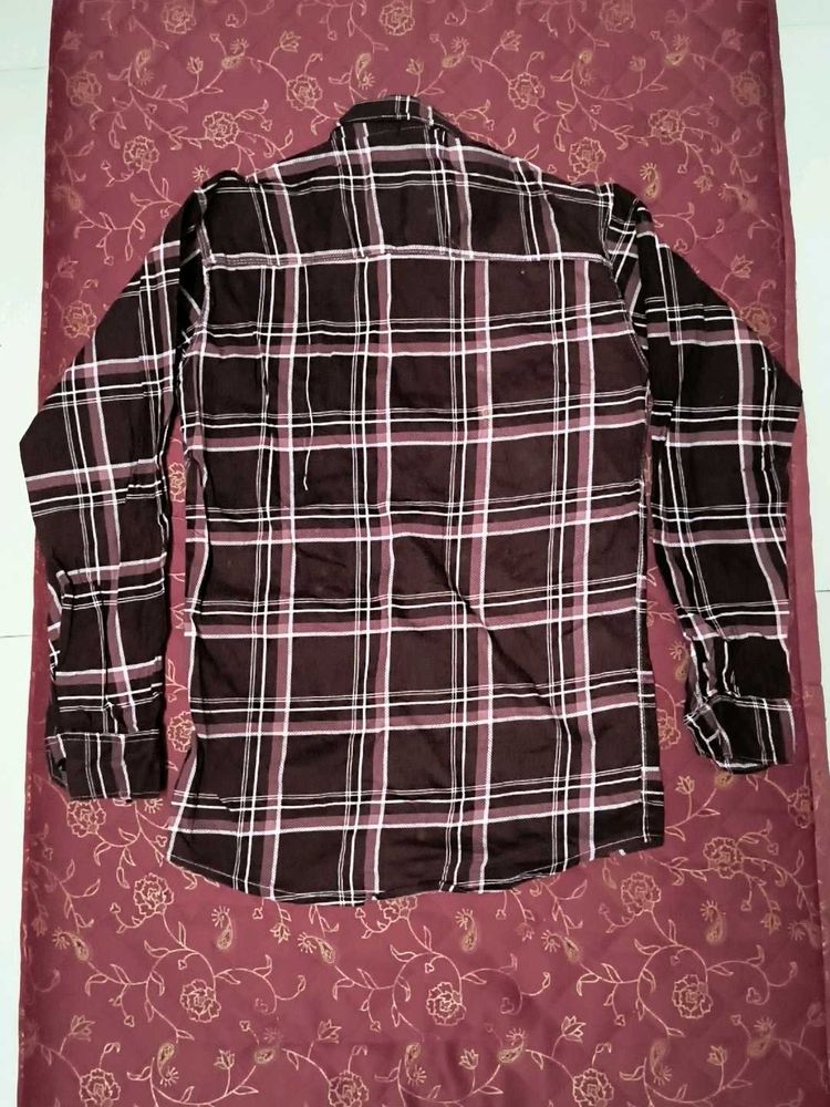 Best Shirt 👕 Maroon Colour